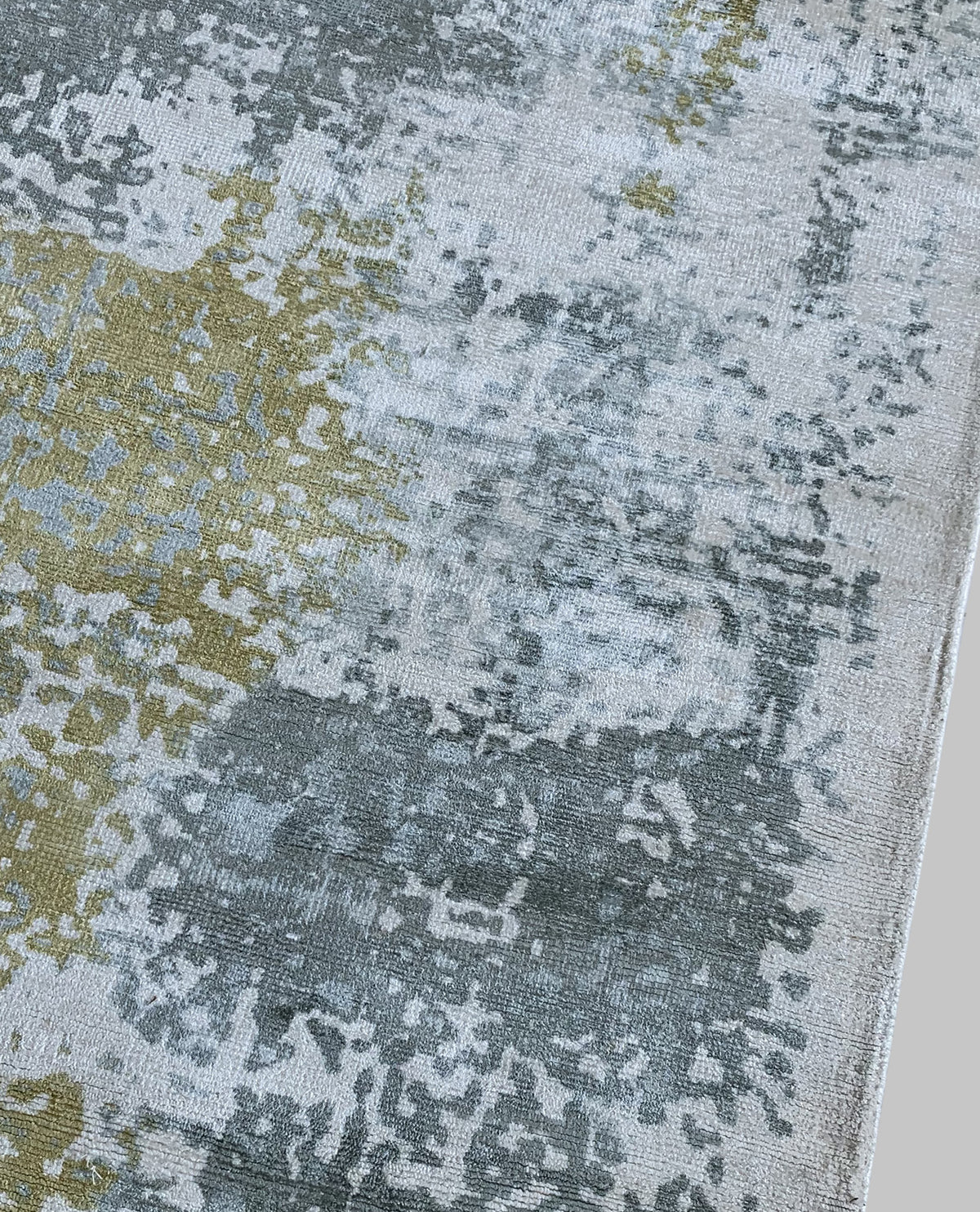 Rugslane Moderno Silver/Gold Abstract Luxurious100% Viscose Carpet 8 ft x 10 ft