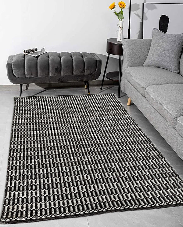 Rugslane Black And White Color Modern Geometric Design Thick Flatweave Durry 4.0ft X 6ft